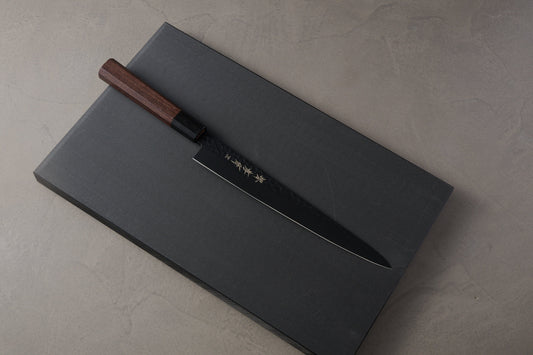黒包丁とは？剥げるって本当？伝統の「黒打ち」と「モダンコーティング」の違い・メリットを徹底解説