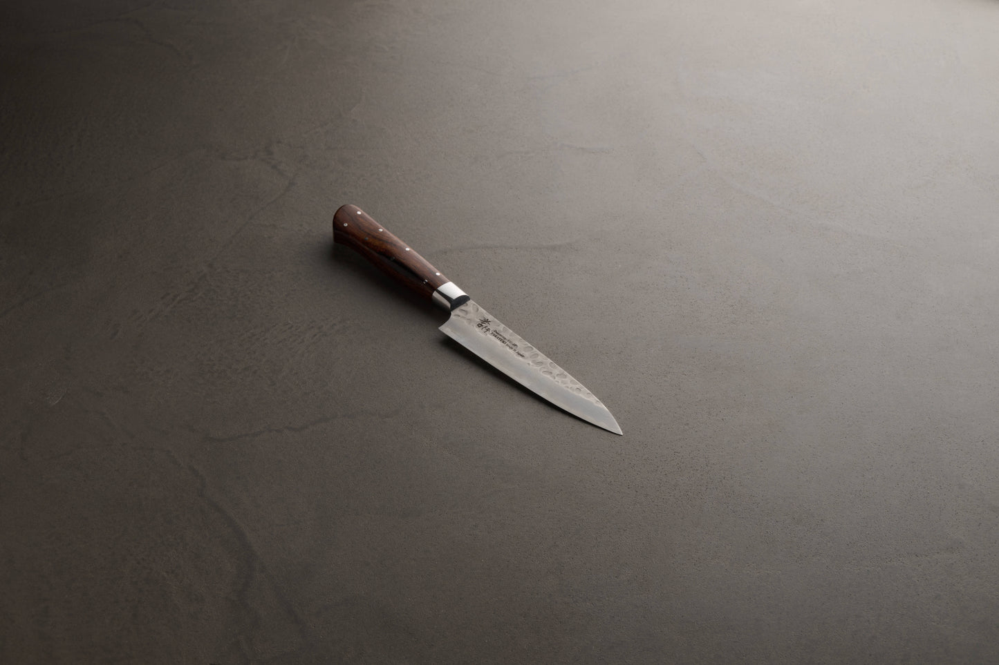 堺孝行｜33層槌目ダマスカス杉原モデル｜ペテナイフ｜150mm｜デザートアイアンウッド