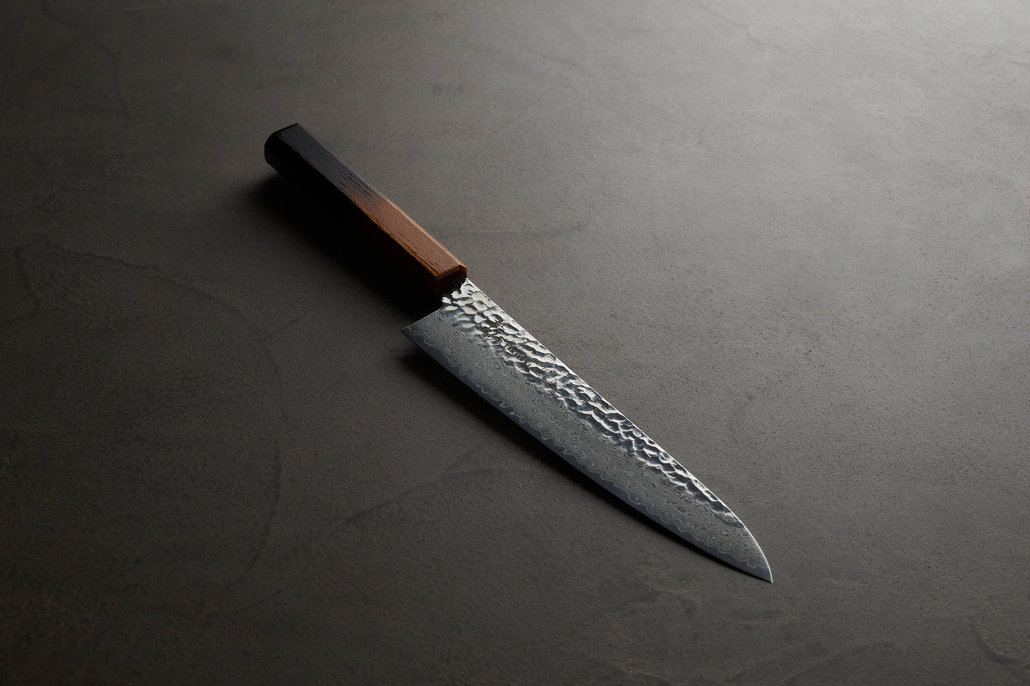 堺孝行｜33層ダマスカス樫漆｜和牛刀｜210mm｜焼漆莉